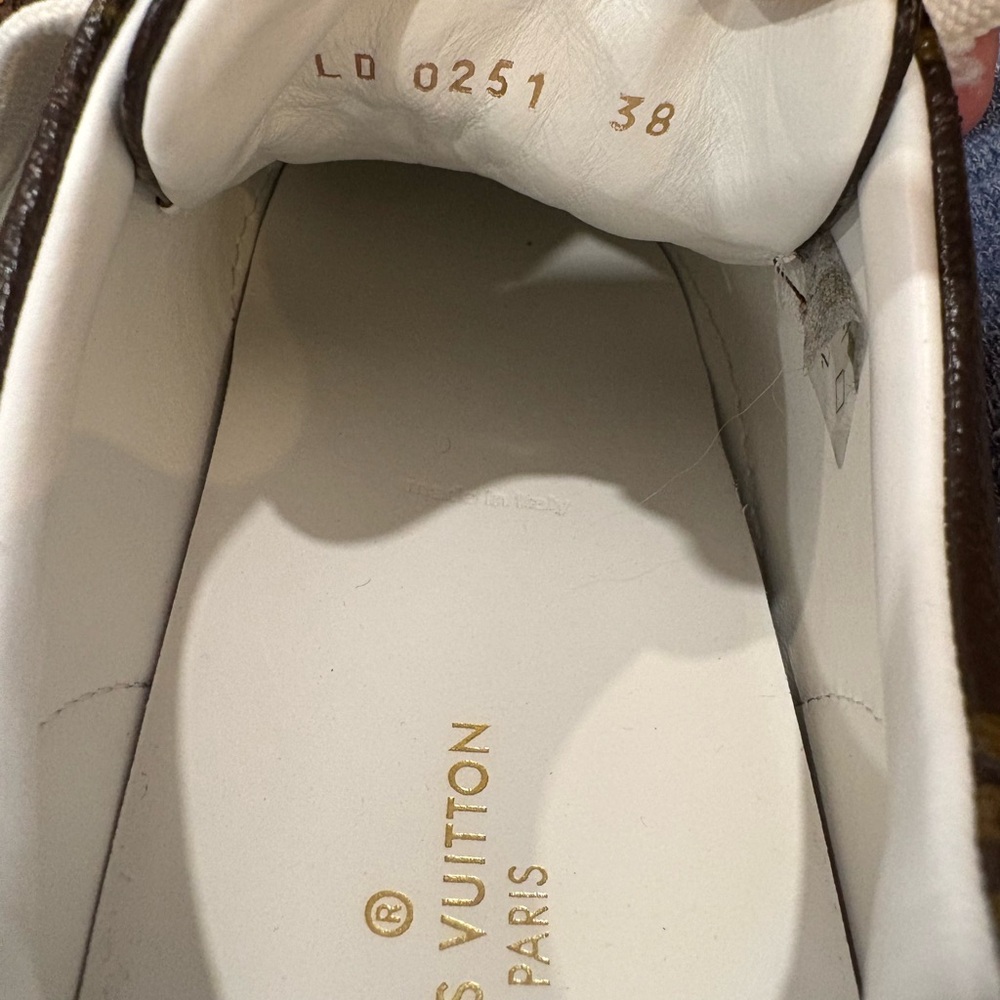 Louis Vuitton Brown Monogram Low-Top Sneakers with White Accents - Picture 5 of 7